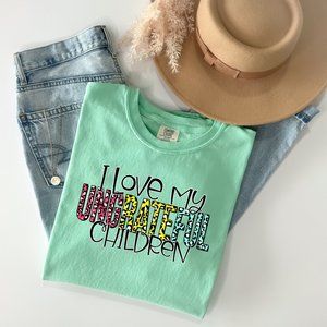 I Love My Ungrateful Children | Comfort Colors Graphic Tee